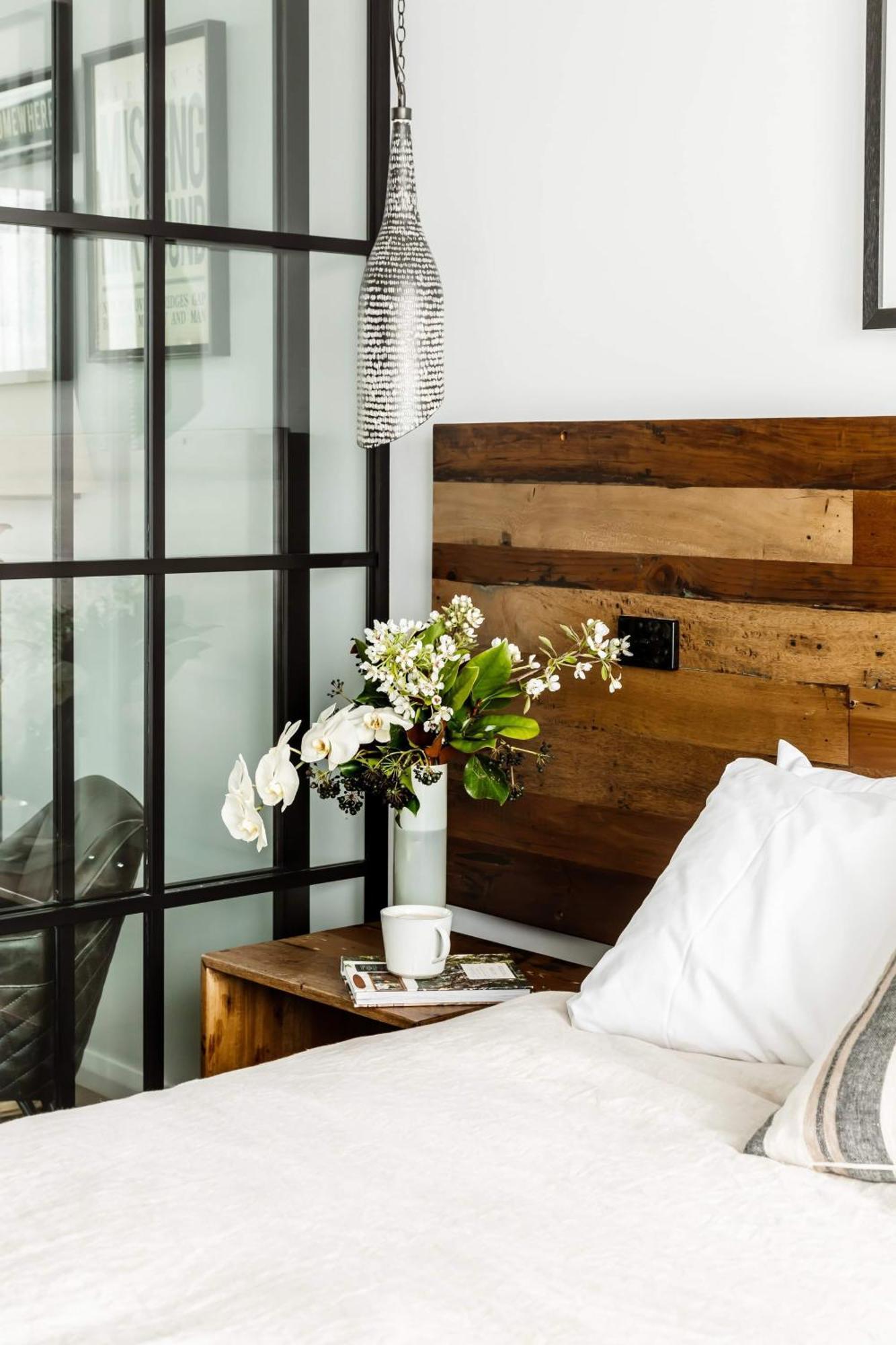 Timber Door Luxury Accommodation Джилонг Екстериор снимка